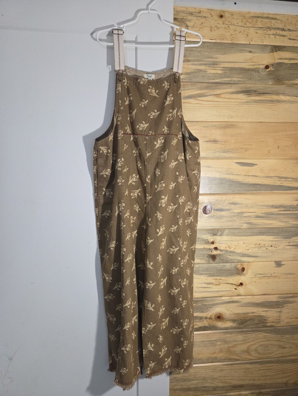 Easel Floral Frenzy Jumpsuit Overalls in Olive Grey, Taupe Floral Print Womens L - Picture 4 of 11
